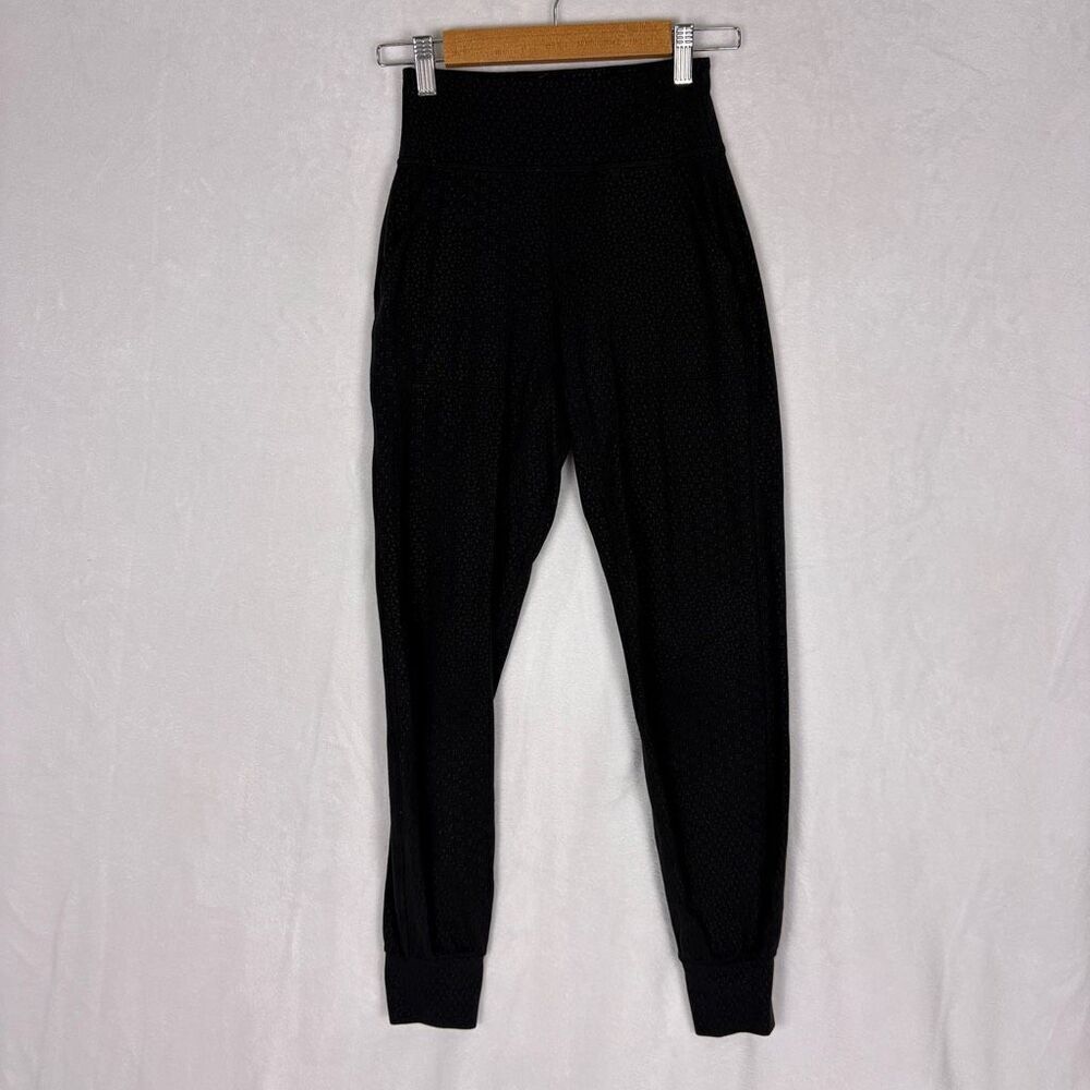 Lululemon Black with Grey Patterned High Waisted Yoga Pant Joggers Size 2